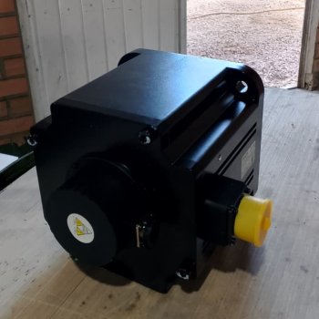 73114 - Servo Motor 4,4 kw